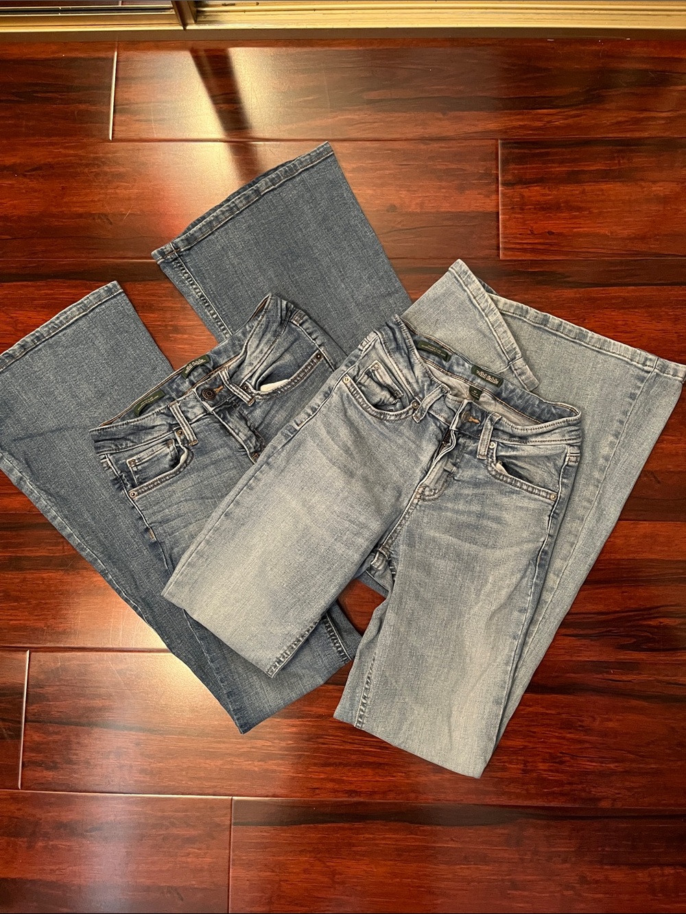 Bundle of 2 Mid Rise Flare Jeans Wild Fable Juniors Size 00 Blue